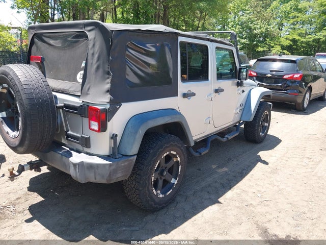 45141440 :رقم المزاد ، 1J4GA391X9L733266 vin ، 2009 Jeep Wrangler Unlimited X مزاد بيع