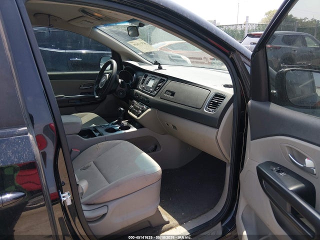 KIA SEDONA LX 2016 KNDMB5C1XG6160424 Image 5