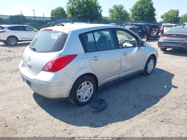 45141644 :رقم المزاد ، 3N1BC1CP7AL464991 vin ، 2010 Nissan Versa 1.8s مزاد بيع