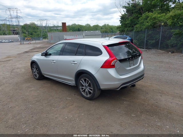 YV4612HK9G1009029 Volvo V60 Cross Country T5