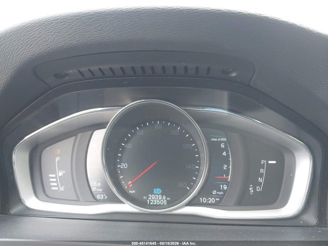 YV4612HK9G1009029 Volvo V60 Cross Country T5