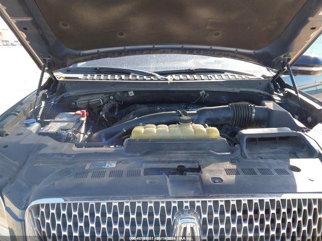 Продажа на аукционе авто 2019 Lincoln Navigator Select, vin: 5LMJJ2HTXKEL05614, номер лота: 45141651
