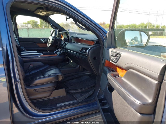 Продажа на аукционе авто 2019 Lincoln Navigator Select, vin: 5LMJJ2HTXKEL05614, номер лота: 45141651