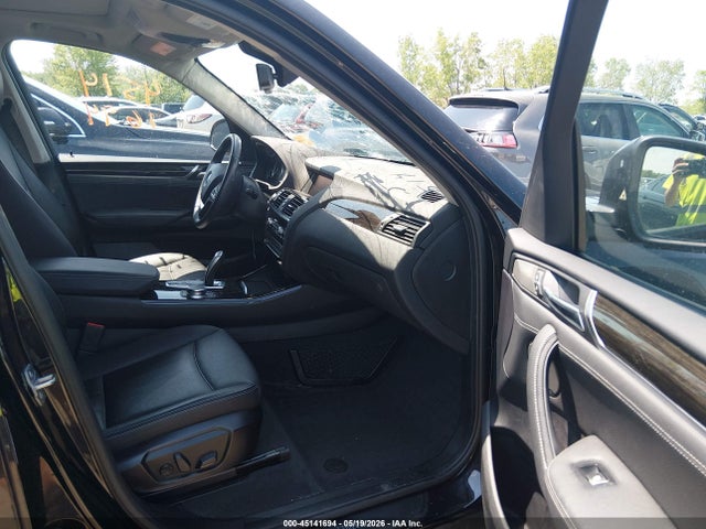 45141694 :رقم المزاد ، 5UXWX9C53H0T08484 vin ، 2017 Bmw X3 Xdrive28i مزاد بيع