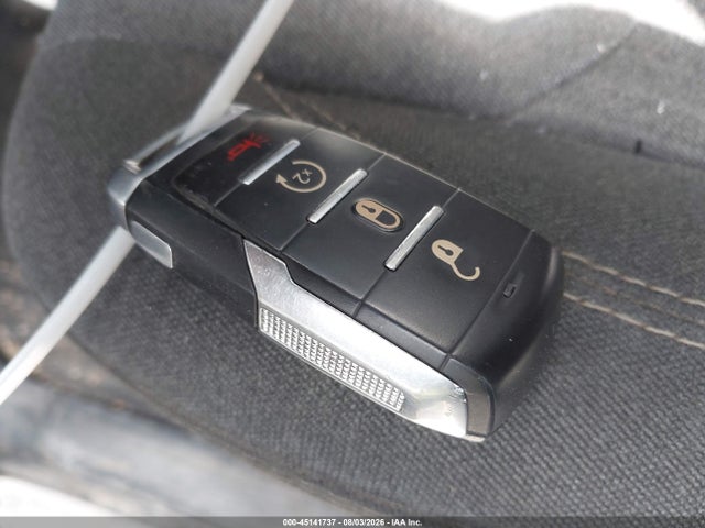 45141737 :رقم المزاد ، 1C6SRFFT3KN900052 vin ، 2019 Ram 1500 مزاد بيع