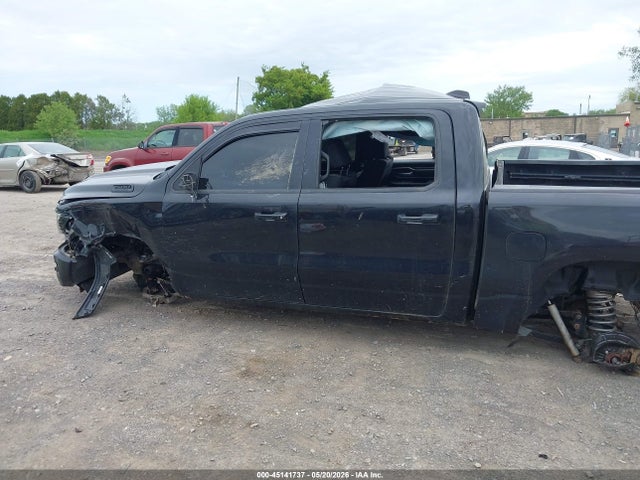 45141737 :رقم المزاد ، 1C6SRFFT3KN900052 vin ، 2019 Ram 1500 مزاد بيع