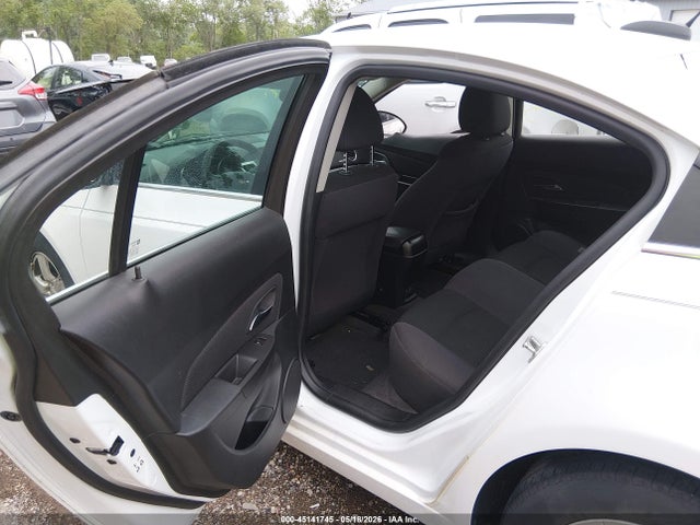 45141745 :رقم المزاد ، 1G1PC5SB8F7108568 vin ، 2015 Chevrolet Cruze 1lt Auto مزاد بيع