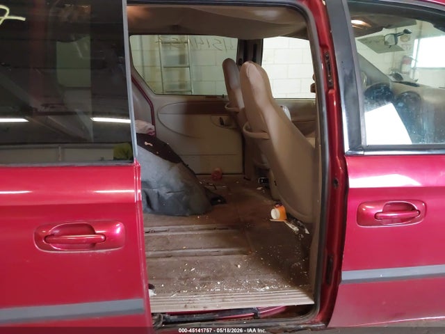45141757 :رقم المزاد ، 1C4GJ45343B115568 vin ، 2003 Chrysler Voyager Lx مزاد بيع