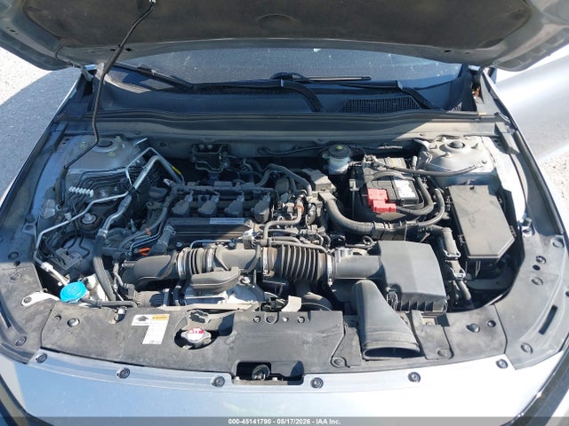 1HGCV1F92JA217654 Honda Accord Touring