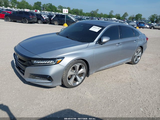1HGCV1F92JA217654 Honda Accord Touring