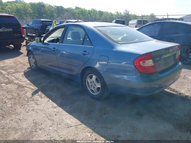 45141793 :رقم المزاد ، 4T1BF32K13U550873 vin ، 2003 Toyota Camry Le V6 مزاد بيع