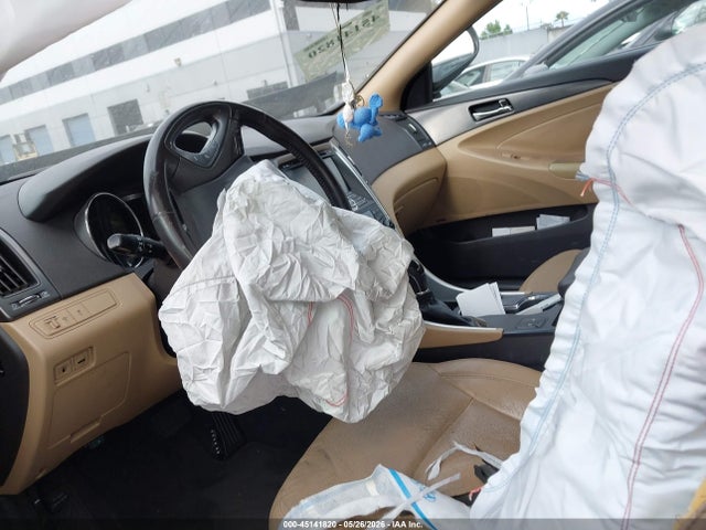 Hyundai Sonata Hybrid Limited 2014 KMHEC4A42EA105643 Image 13