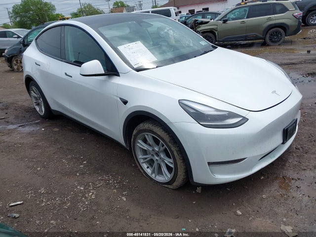 Продажа на аукционе авто 2023 Tesla Model Y Awd/long Range Dual Motor All-wheel Drive, vin: 7SAYGDEE3PF851170, номер лота: 45141831