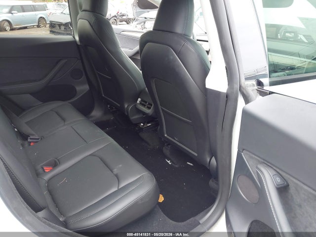 Продажа на аукционе авто 2023 Tesla Model Y Awd/long Range Dual Motor All-wheel Drive, vin: 7SAYGDEE3PF851170, номер лота: 45141831
