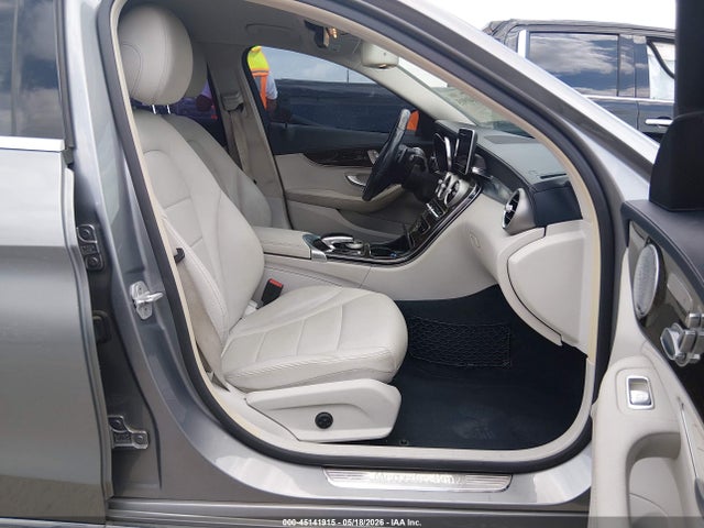 Продаж на аукціоні авто 2015 Mercedes-benz C 300 Luxury, vin: 55SWF4JB6FU078355, номер лоту: 45141915