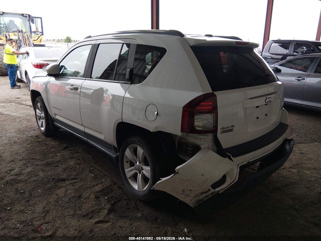 Jeep Compass Latitude 2014 1C4NJDEB4ED646050 Image 3
