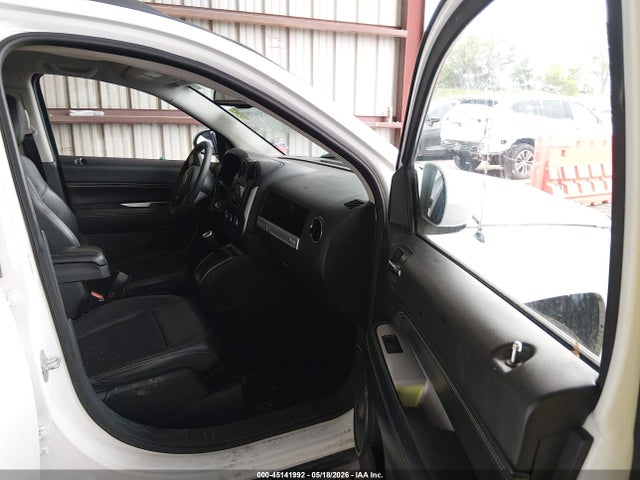 Jeep Compass Latitude 2014 1C4NJDEB4ED646050 Image 5
