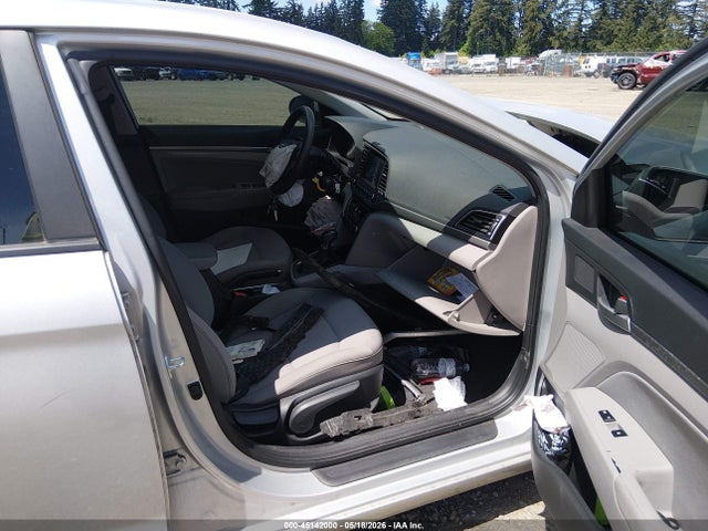 Hyundai ELANTRA SEL 2018 5NPD84LF5JH317746 Image 5