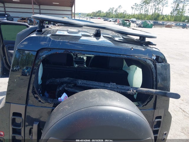 SALE27RU2N2069629 Land Rover Defender 110 X-dynamic Se