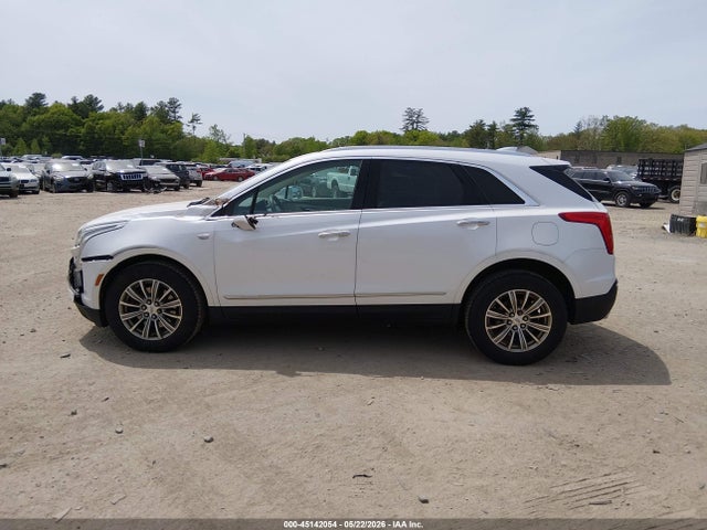 45142054 :رقم المزاد ، 1GYKNDRS2HZ138405 vin ، 2017 Cadillac Xt5 Luxury مزاد بيع
