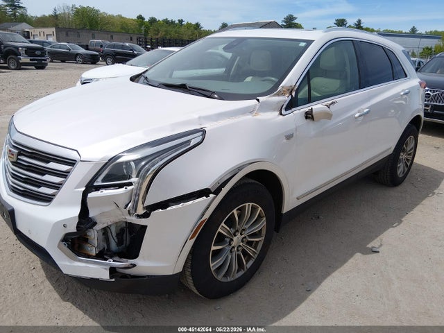 45142054 :رقم المزاد ، 1GYKNDRS2HZ138405 vin ، 2017 Cadillac Xt5 Luxury مزاد بيع