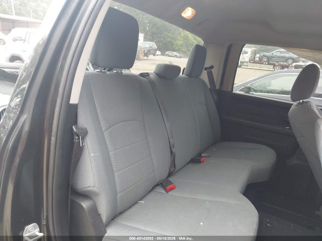 Продажа на аукционе авто 2018 Ram 1500 Express  4x2 5'7 Box, vin: 1C6RR6KT7JS350102, номер лота: 45142092
