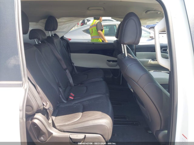 Auction sale of the 2024 Kia Carnival Mpv Ex, vin: KNDNC5H38R6390266, lot number: 45142106