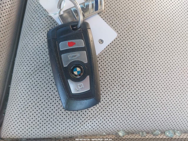 BMW 535i Xdrive 2016 WBA5B3C52GG255806 Image 11