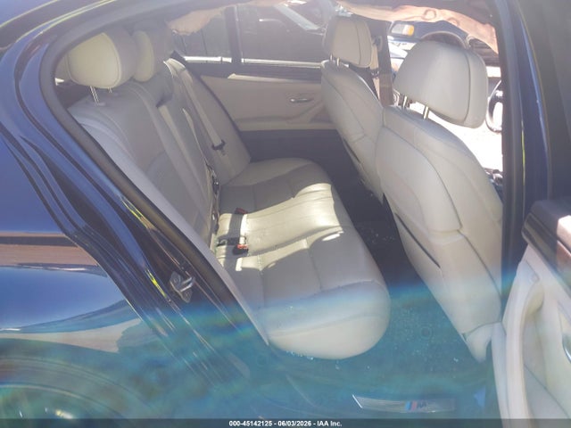 BMW 535i Xdrive 2016 WBA5B3C52GG255806 Image 8