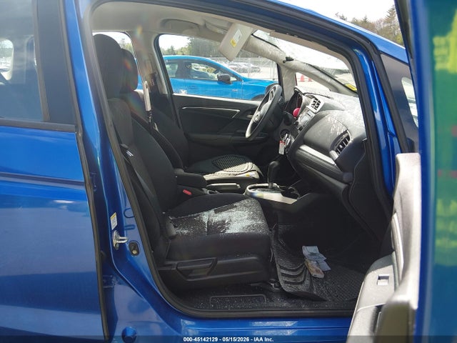 45142129 :رقم المزاد ، 3HGGK5H54FM764981 vin ، 2015 Honda Fit Lx مزاد بيع