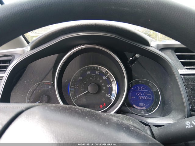 45142129 :رقم المزاد ، 3HGGK5H54FM764981 vin ، 2015 Honda Fit Lx مزاد بيع