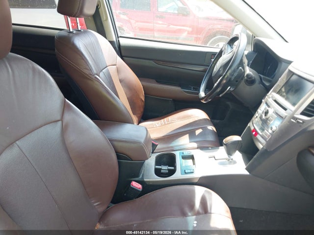 45142134 :رقم المزاد ، 4S4BRBPCXE3316159 vin ، 2014 Subaru Outback 2.5i Limited مزاد بيع