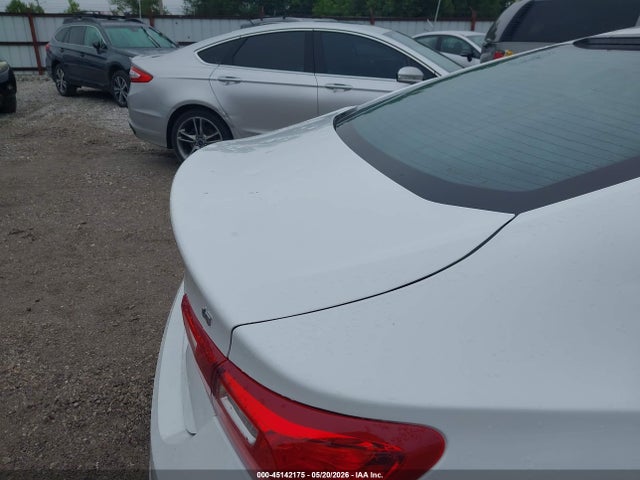 1G1ZD5ST9PF210869 Chevrolet Malibu Fwd 1lt