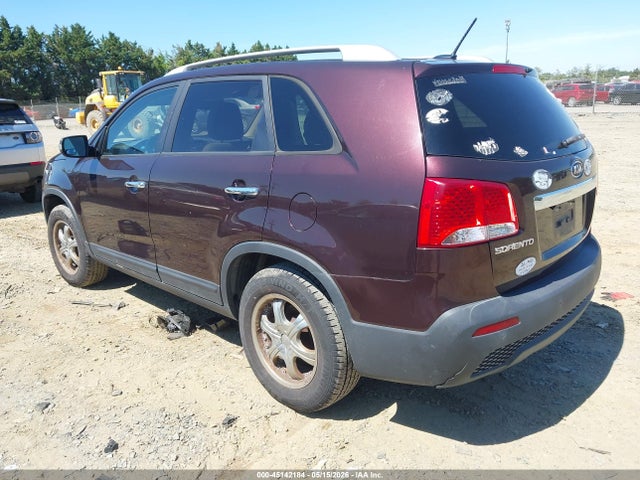 2011 Kia Sorento Lx მანქანა იყიდება აუქციონზე, vin: 5XYKT4A17BG101807, აუქციონის ნომერი: 45142184