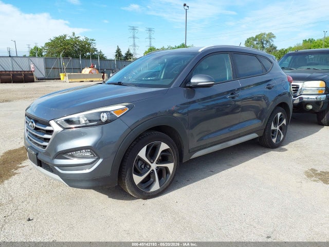 45142193 :رقم المزاد ، KM8J3CA28HU401437 vin ، 2017 Hyundai Tucson Sport مزاد بيع