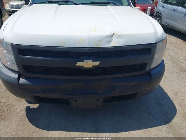 Продаж на аукціоні авто 2007 Chevrolet Silverado 1500 Work Truck, vin: 1GCEC14017E577906, номер лоту: 45142206