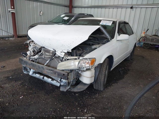 1999 Toyota Camry Ce მანქანა იყიდება აუქციონზე, vin: 4T1BG22K2XU557795, აუქციონის ნომერი: 45142244