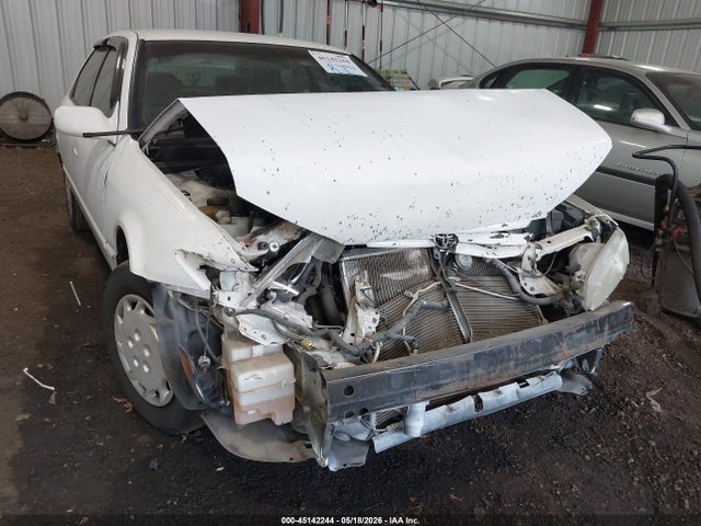 1999 Toyota Camry Ce მანქანა იყიდება აუქციონზე, vin: 4T1BG22K2XU557795, აუქციონის ნომერი: 45142244