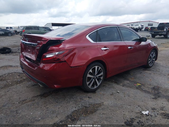 45142388 :رقم المزاد ، 1N4AL3APXHC940511 vin ، 2017 Nissan Altima 2.5 Sr مزاد بيع