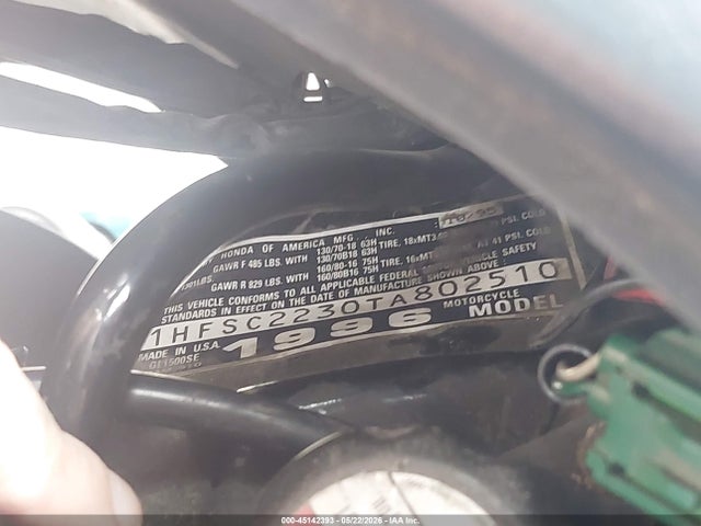 45142393 :رقم المزاد ، 1HFSC2230TA802510 vin ، 1996 Honda Gl1500 Se12 مزاد بيع