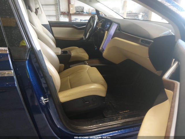Tesla Model X 100d/75d/90d 2017 5YJXCDE28HF057261 Image 5