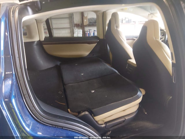 Tesla Model X 100d/75d/90d 2017 5YJXCDE28HF057261 Image 8