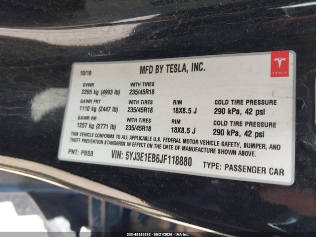 Tesla Model 3 Long Range/performance 2018 5YJ3E1EB6JF118880 Image 9