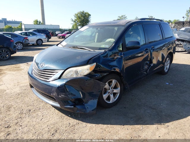 Продажа на аукционе авто 2011 Toyota Sienna Le V6, vin: 5TDKK3DC8BS022000, номер лота: 45142524