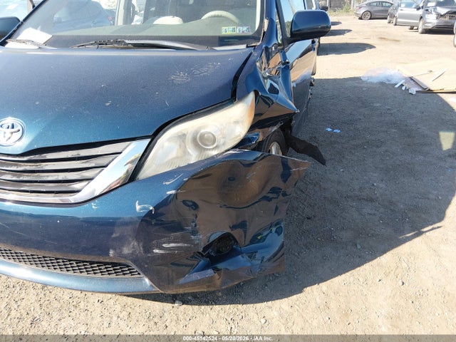 Продажа на аукционе авто 2011 Toyota Sienna Le V6, vin: 5TDKK3DC8BS022000, номер лота: 45142524