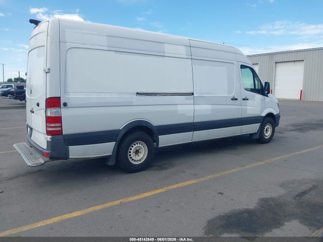 45142549 :رقم المزاد ، WD3PE8DD9GP360438 vin ، 2016 Mercedes-benz Sprinter 2500 High  Roof مزاد بيع