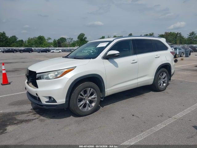 45142550 :رقم المزاد ، 5TDJKRFH6FS167260 vin ، 2015 Toyota Highlander Xle V6 مزاد بيع
