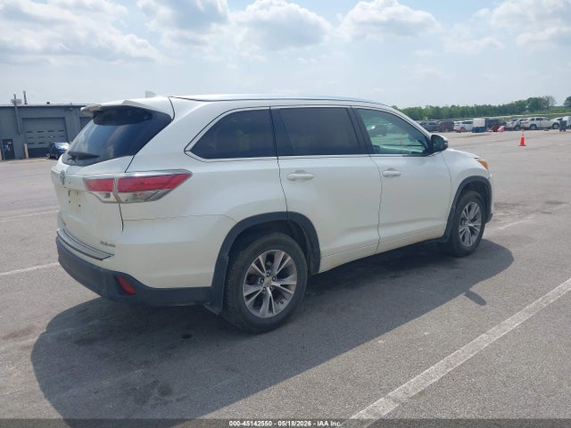 45142550 :رقم المزاد ، 5TDJKRFH6FS167260 vin ، 2015 Toyota Highlander Xle V6 مزاد بيع