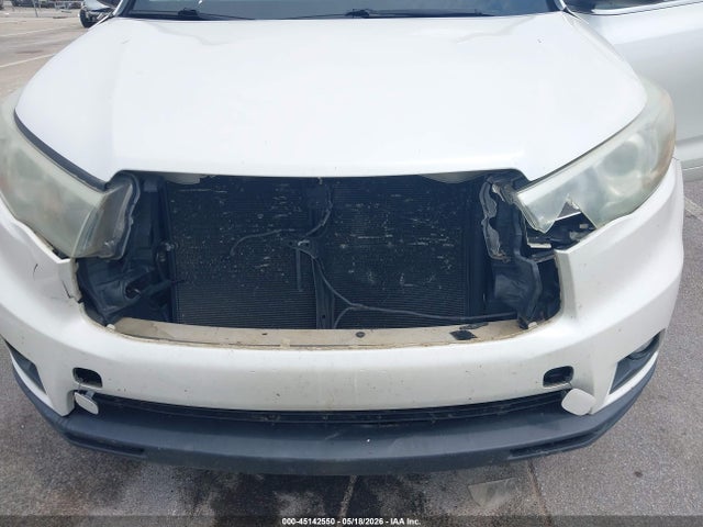 45142550 :رقم المزاد ، 5TDJKRFH6FS167260 vin ، 2015 Toyota Highlander Xle V6 مزاد بيع