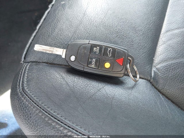 2006 Volvo S60 2.5t მანქანა იყიდება აუქციონზე, vin: YV1RS592462501614, აუქციონის ნომერი: 45142590